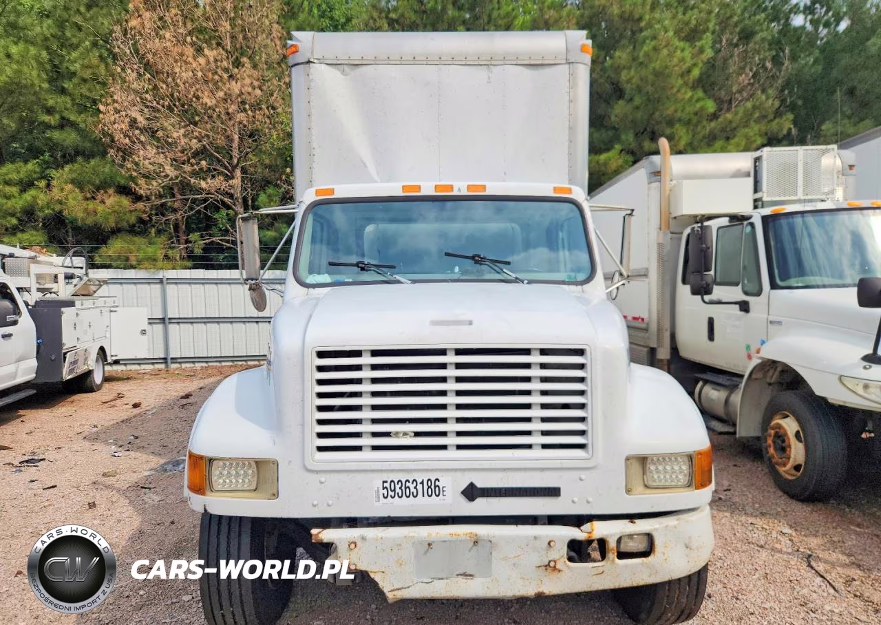 2000 International 4700 Box Truck VIN:1HTSCABM7YH235064 - 5