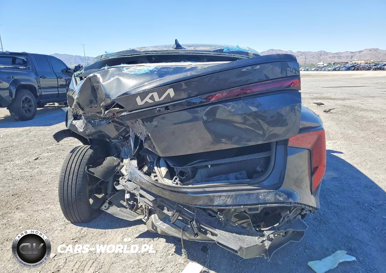 2025 Kia K4 Lxs VIN:3KPFT4DE9SE102857 - 6