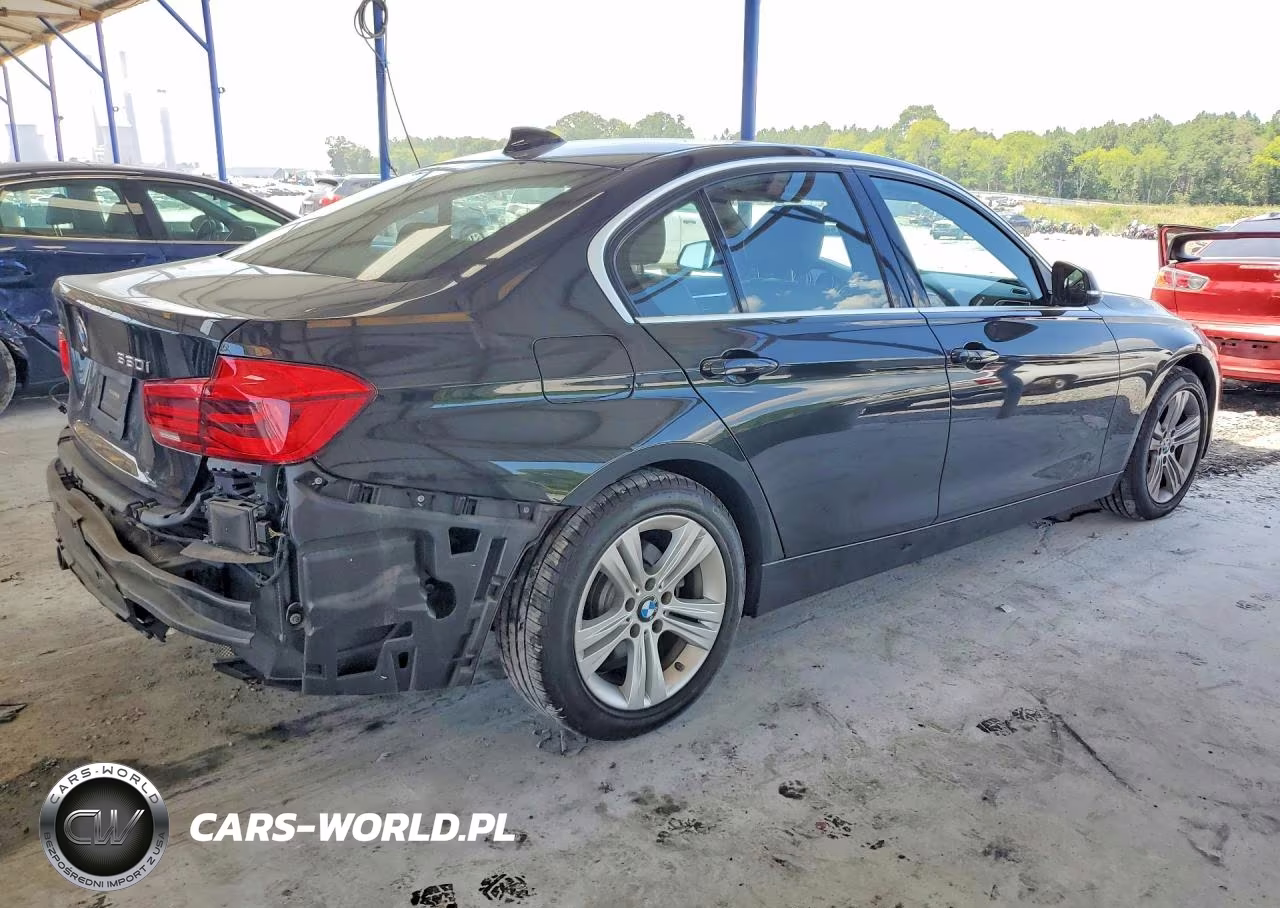 2018 BMW 330 Xi VIN:WBA8D9G56JNU71519 - 3