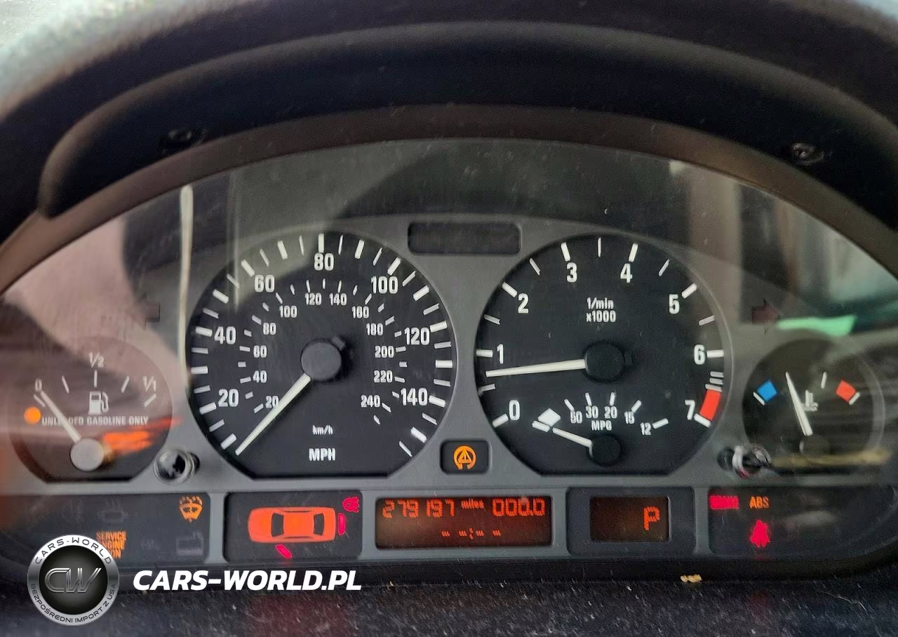 2004 BMW 325 I VIN:WBAEV33464KR28507 - 9