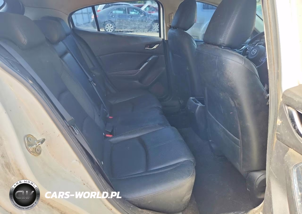 2018 Mazda 3 Grand Touring VIN:3MZBN1M39JM175962 - 10