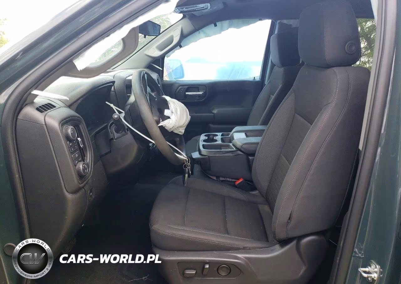 2026 Chevrolet Silverado K1500 Trail Boss Custom VIN:3GCUKCEDXTG108635 - 7