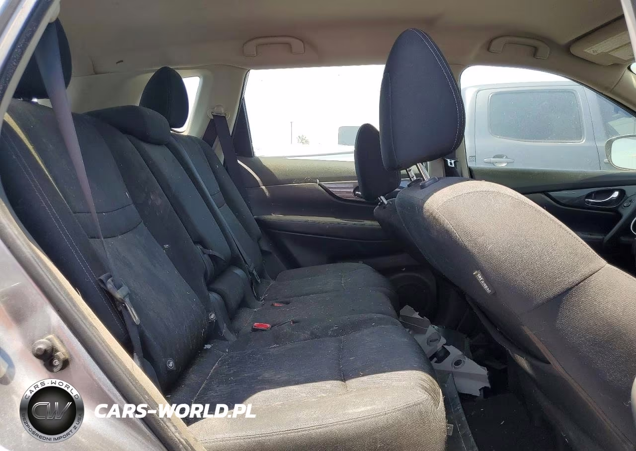 2018 Nissan Rogue S VIN:KNMAT2MTXJP601369 - 11