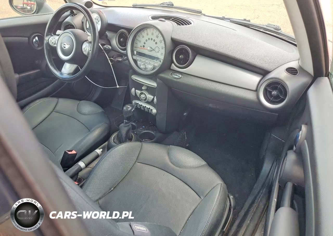 2007 Mini Cooper VIN:WMWMF33577TT51325 - 8