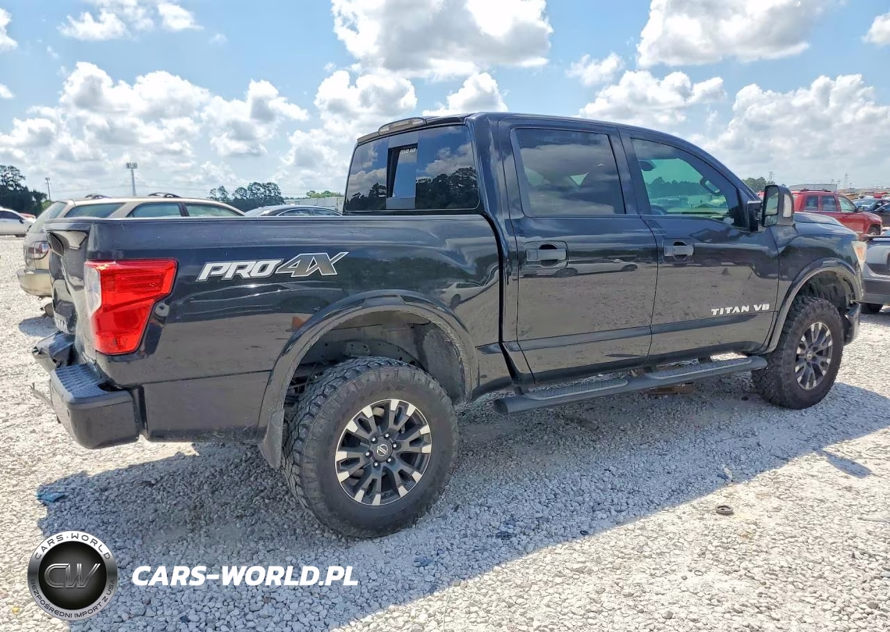 2018 Nissan Titan Pro-4X VIN:1N6AA1E55JN504346 - 3