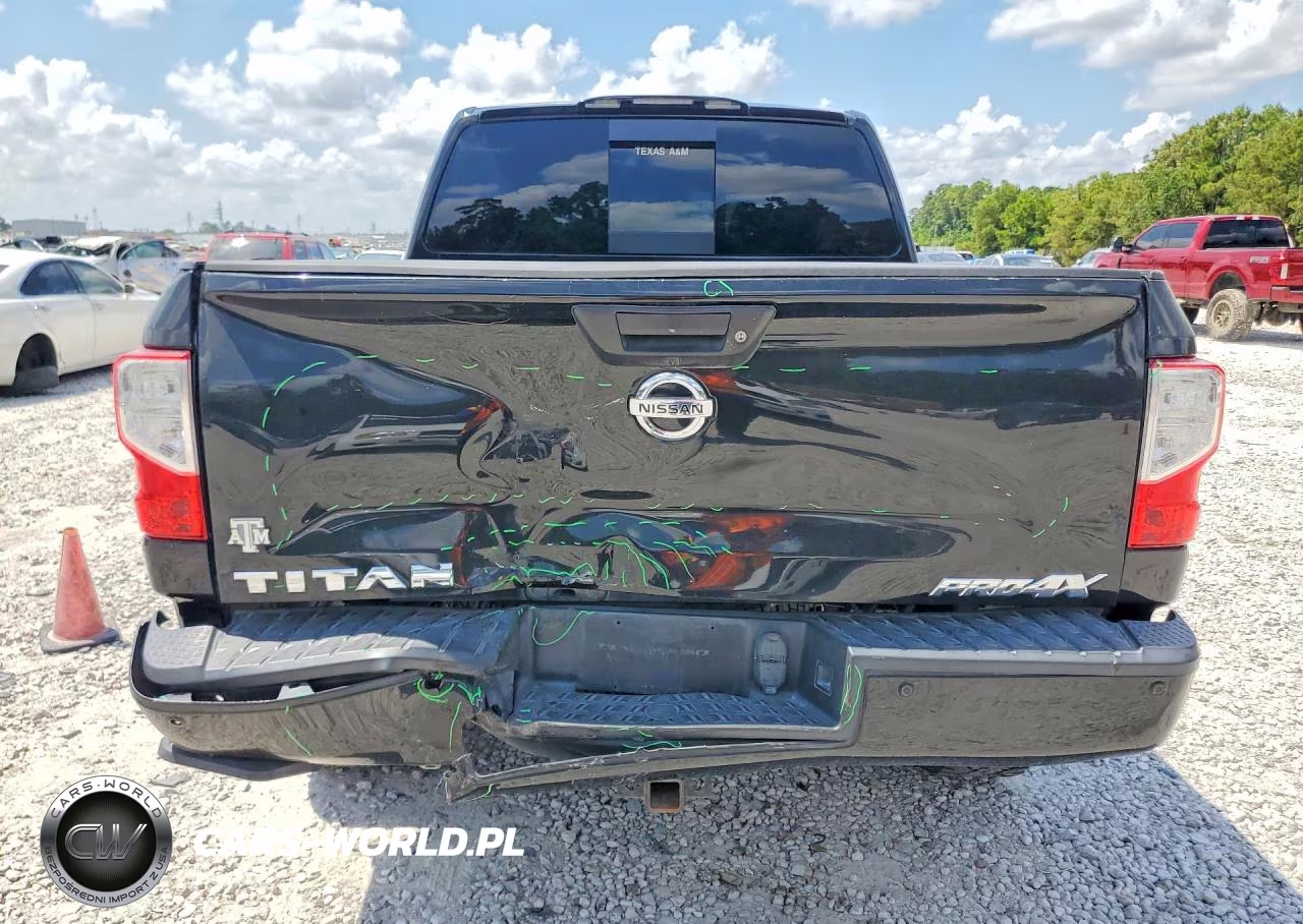 2018 Nissan Titan Pro-4X VIN:1N6AA1E55JN504346 - 6