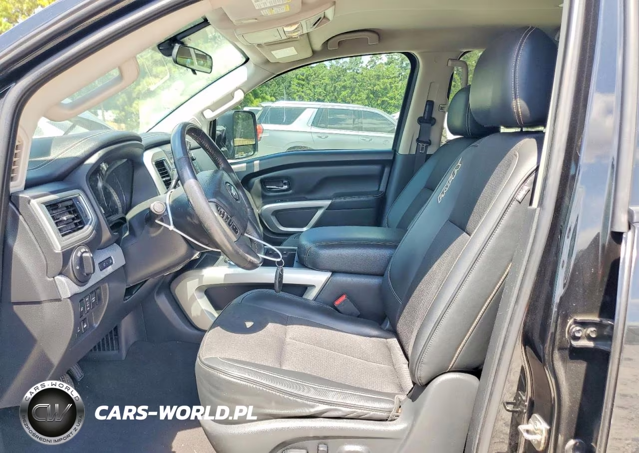 2018 Nissan Titan Pro-4X VIN:1N6AA1E55JN504346 - 7