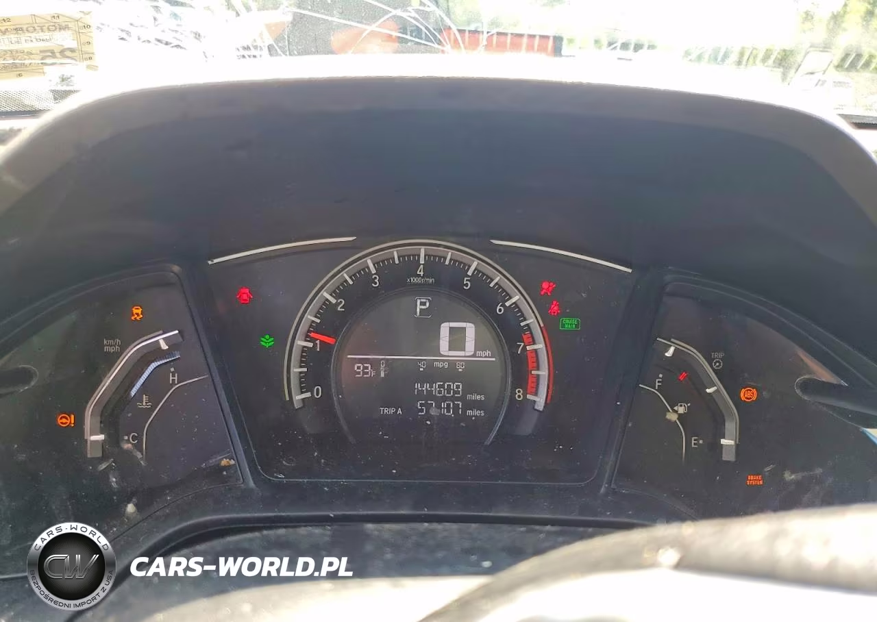 2018 Honda Civic Lx VIN:19XFC2F51JE029838 - 9