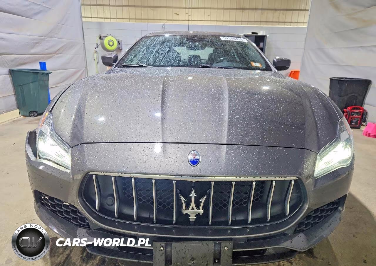2018 Maserati Quattroporte S VIN:ZAM56YRA2J1293132 - 5