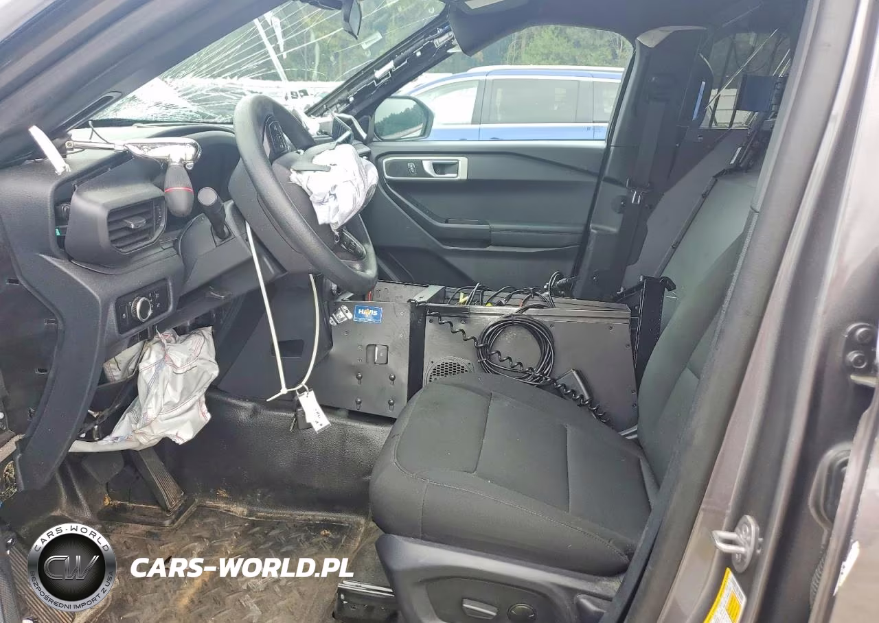 2025 Ford Explorer Police Interceptor VIN:1FM5K8AB1SGA73589 - 7