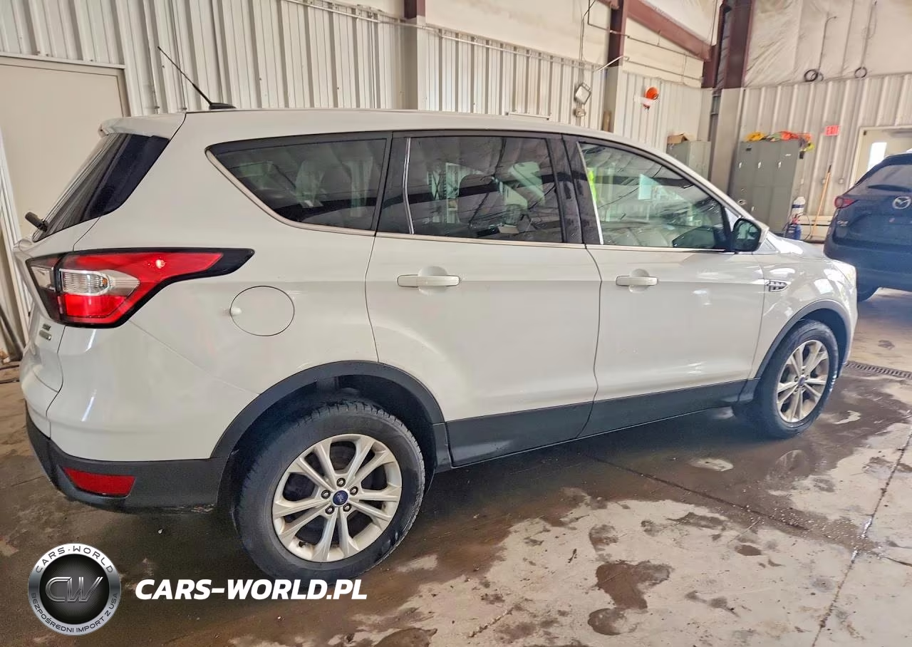 2017 Ford Escape Se VIN:1FMCU0GD9HUE87550 - 3
