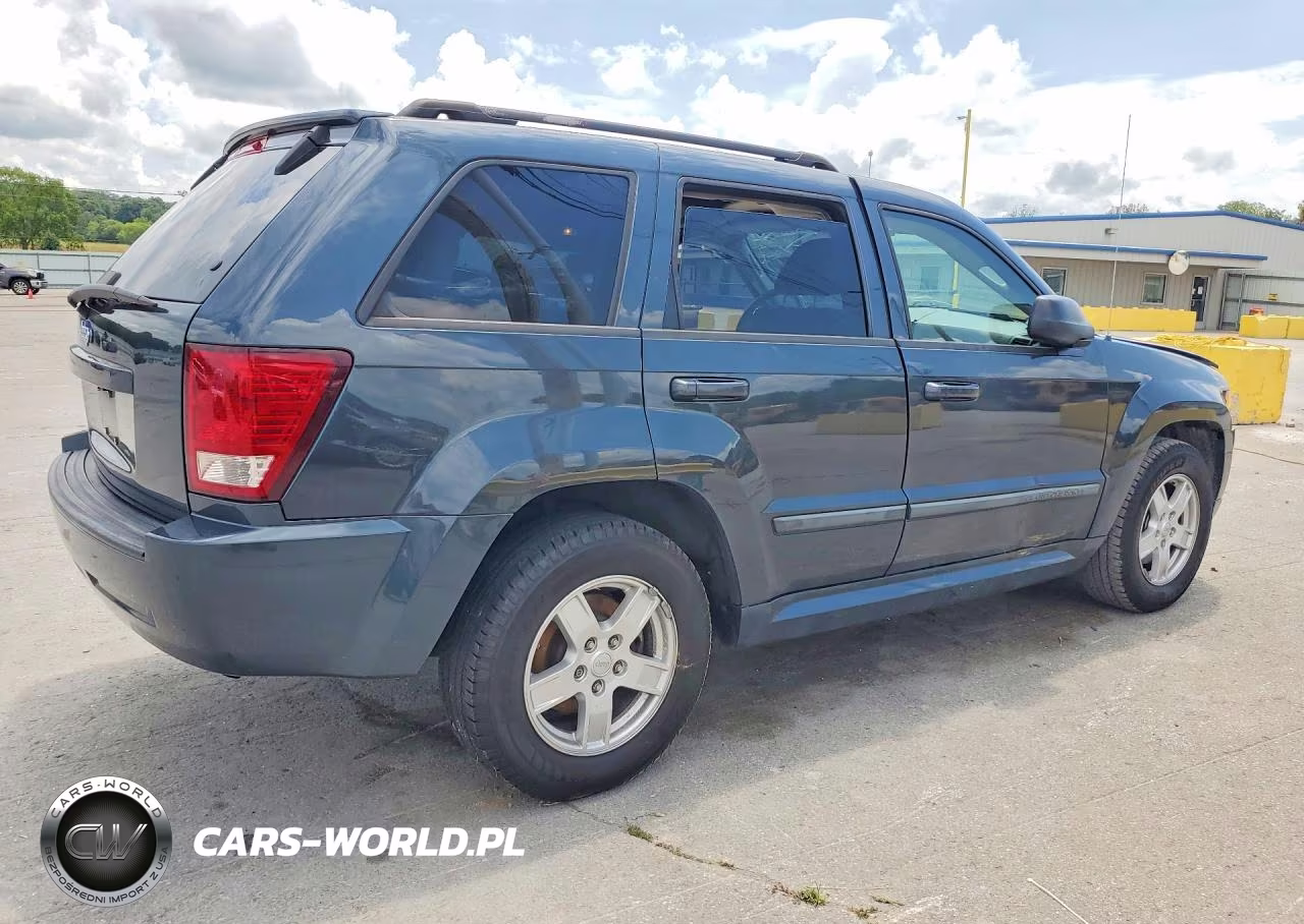 2007 Jeep Grand Cherokee Laredo VIN:1J8GS48K37C526484 - 3