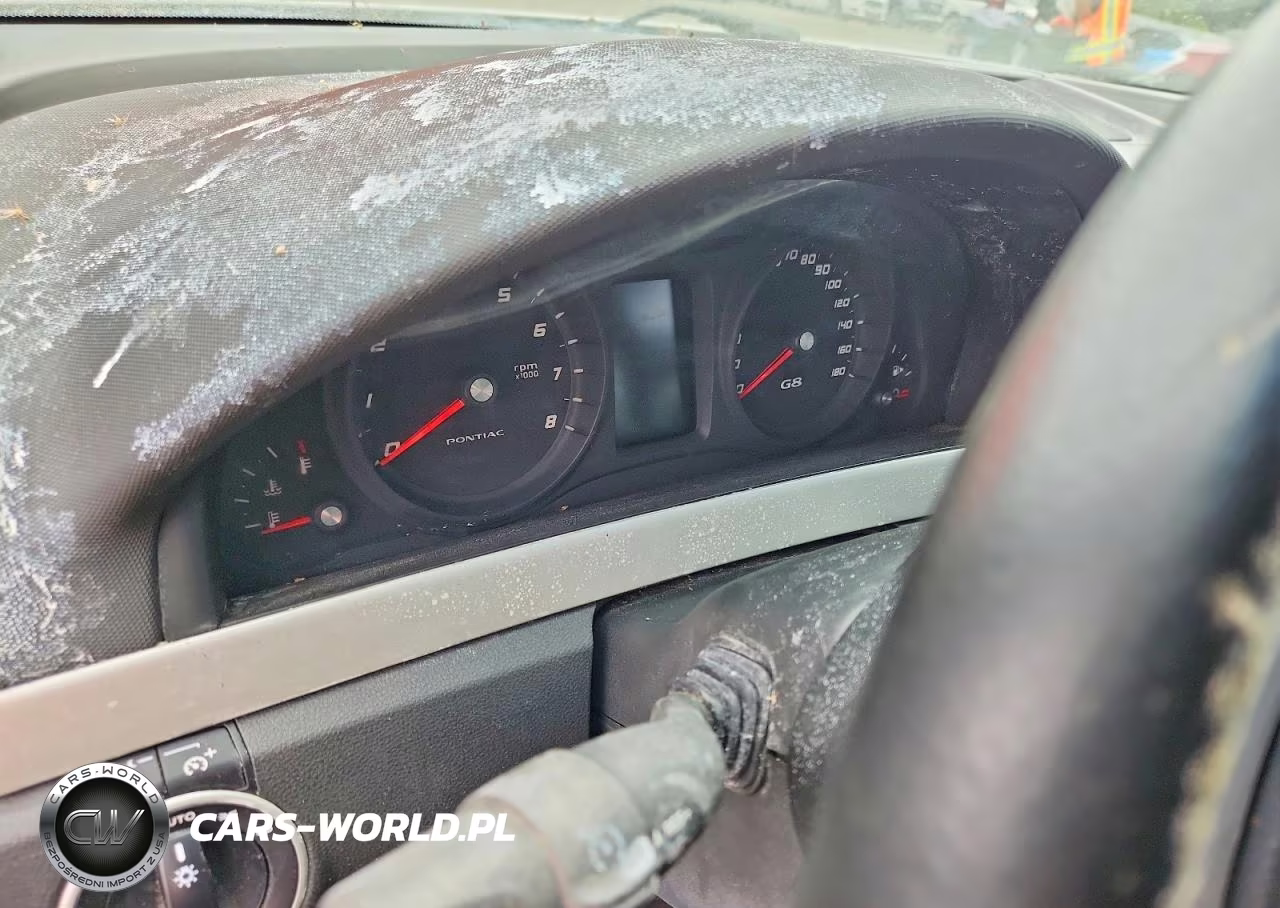 2008 Pontiac G8 VIN:6G2ER57728L140290 - 9