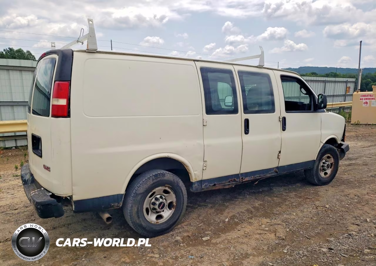 2010 GMC Savana G2500 VIN:1GTZGFBA2A1141028 - 3