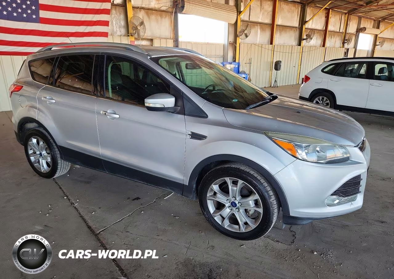 2015 Ford Escape Titanium VIN:1FMCU0JXXFUB36064 - 4