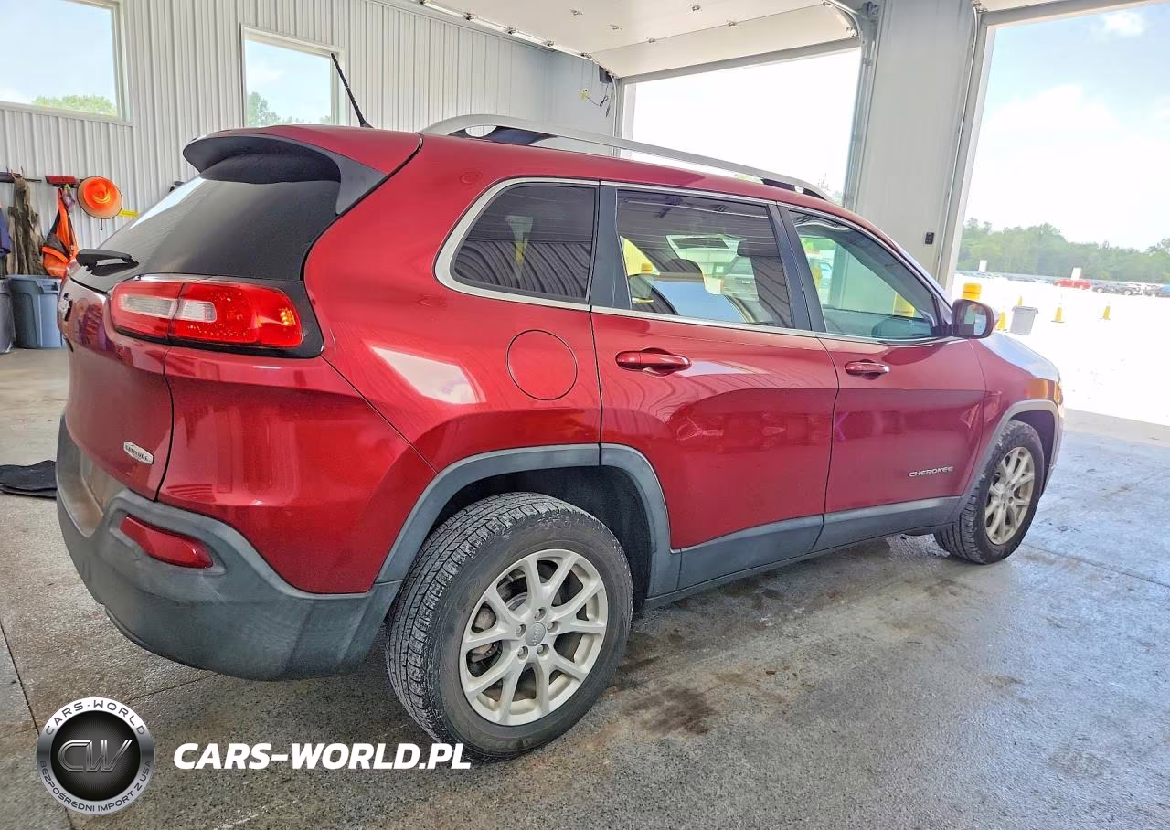 2014 Jeep Cherokee Latitude VIN:1C4PJLCB9EW249556 - 3