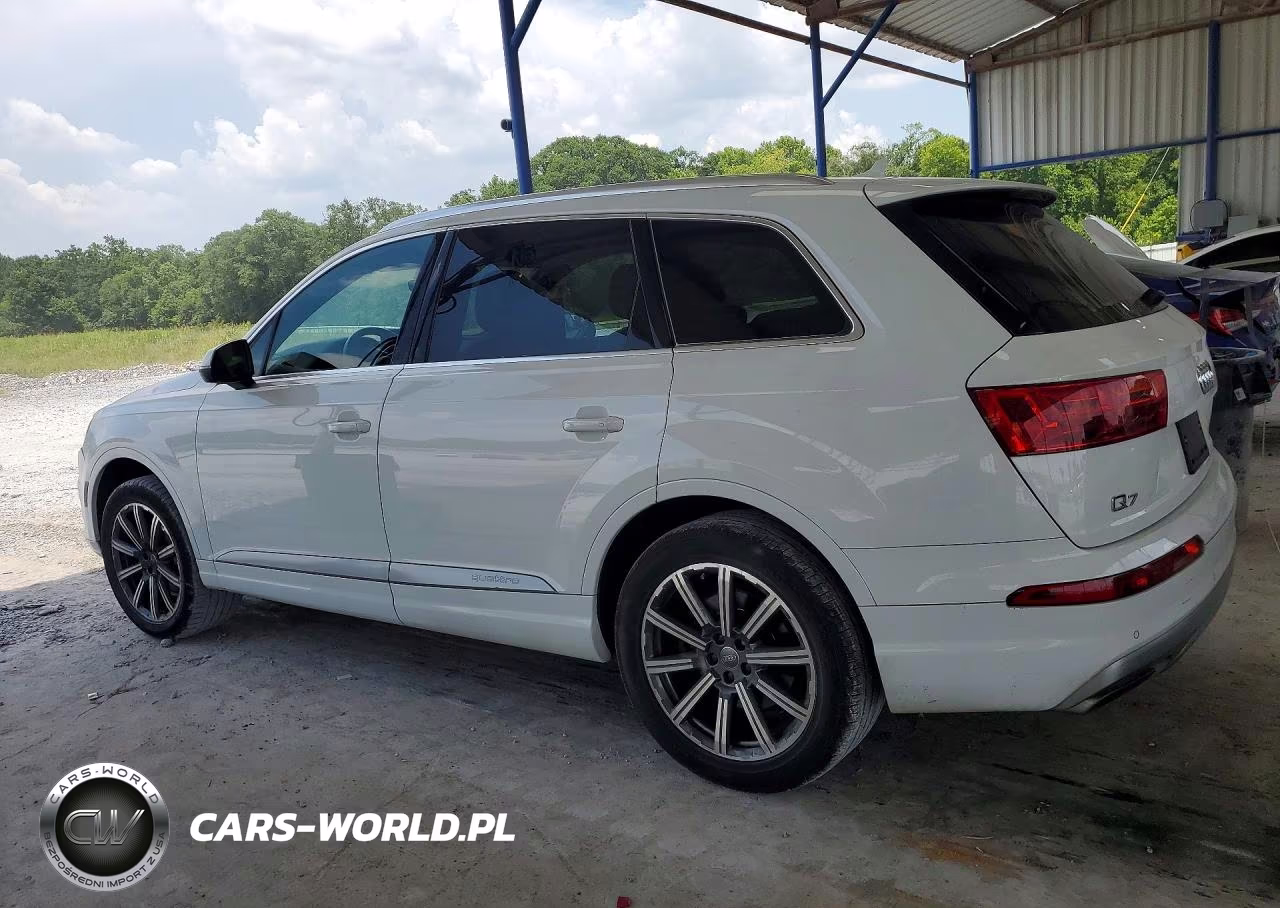 2017 Audi Q7 Prestige VIN:WA1VAAF72HD011111 - 2