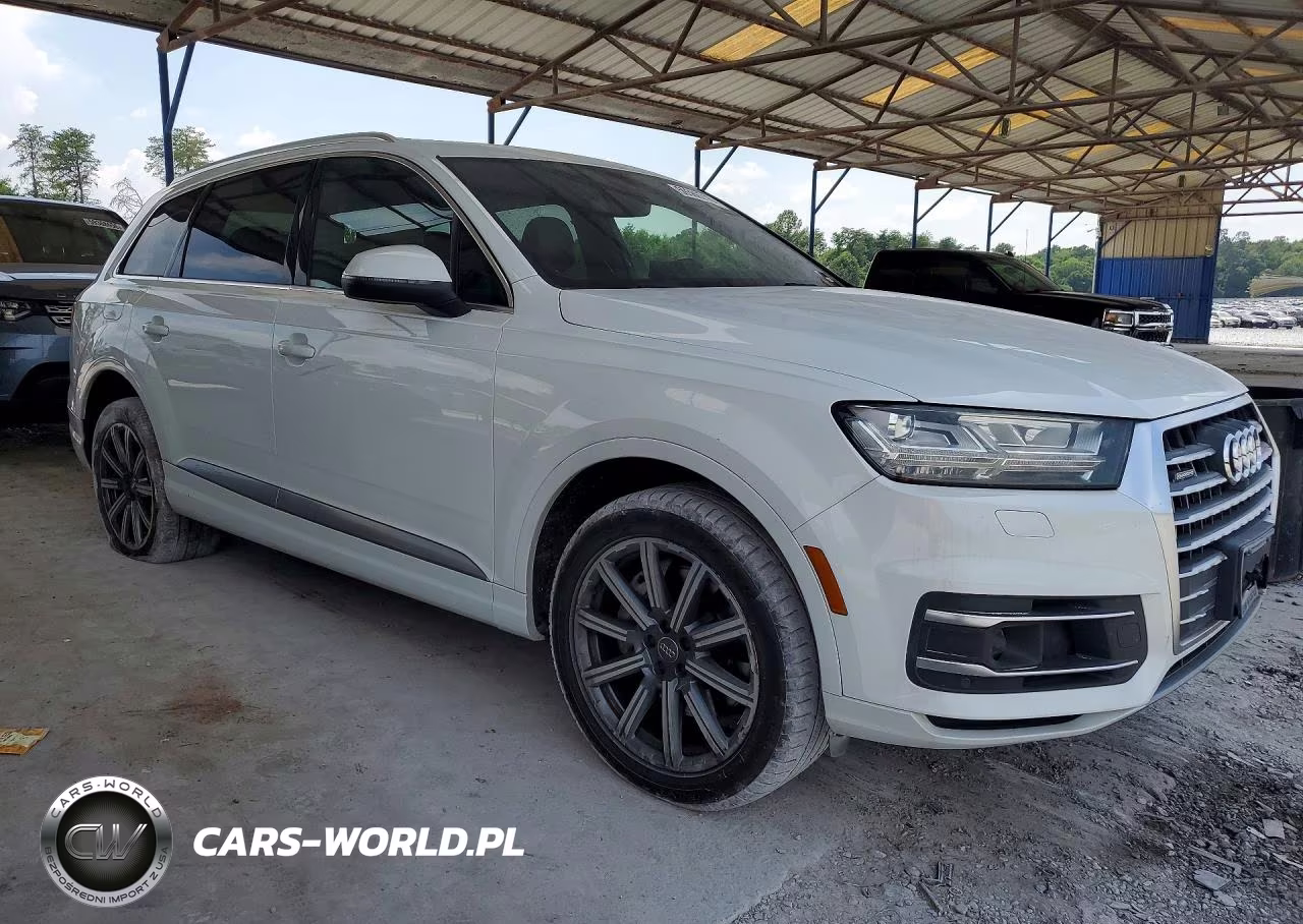 2017 Audi Q7 Prestige VIN:WA1VAAF72HD011111 - 4