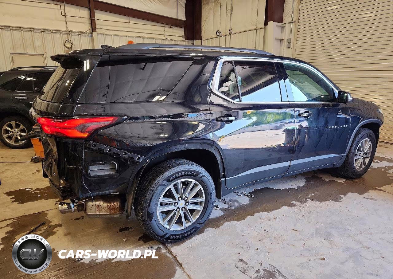 2022 Chevrolet Traverse Lt VIN:1GNERGKW8NJ188975 - 3