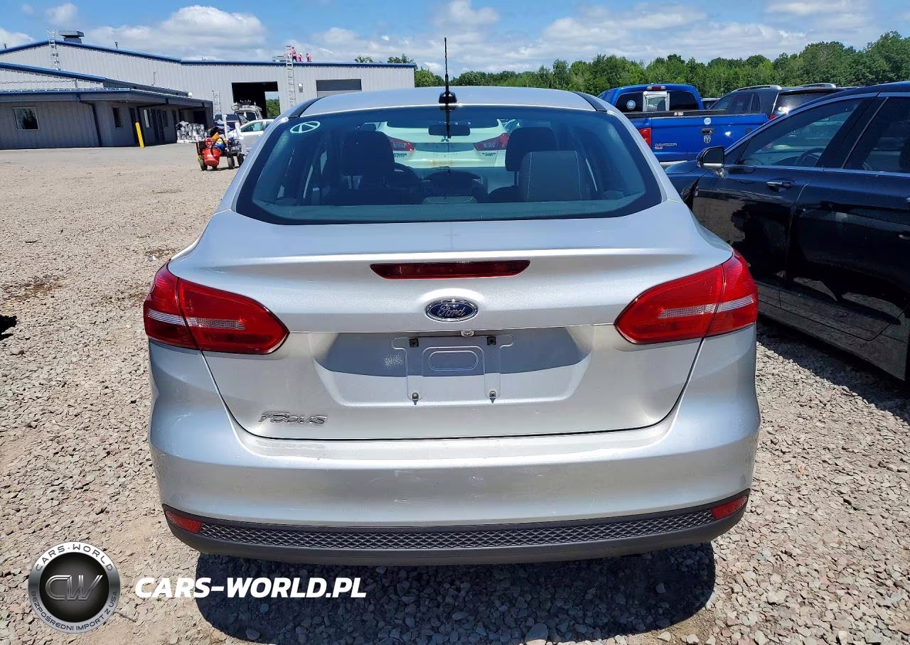 2016 Ford Focus S VIN:1FADP3E26GL304036 - 6