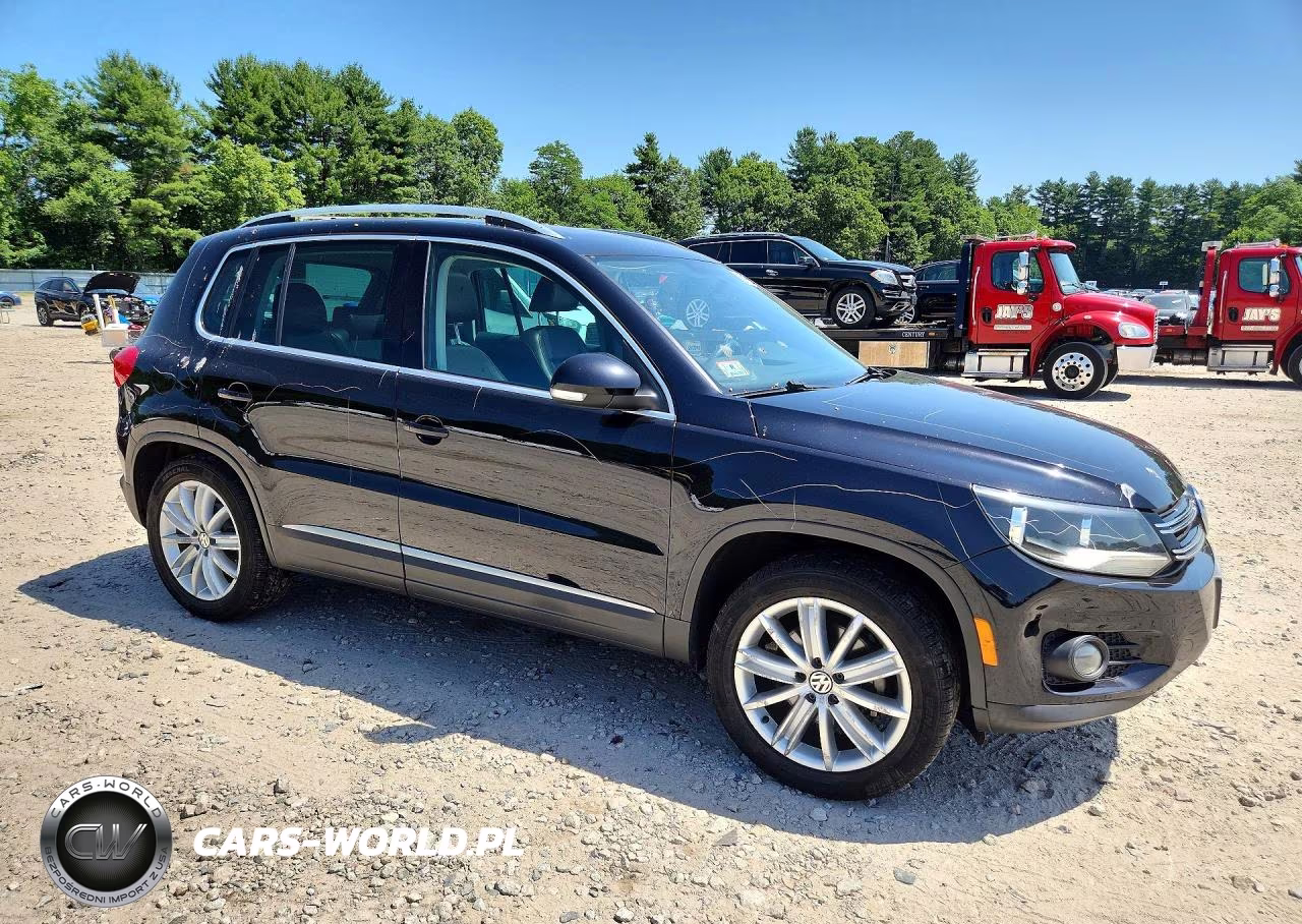 2013 Volkswagen Tiguan S VIN:WVGBV3AX8DW074661 - 4