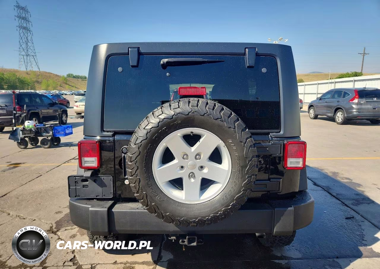 2017 Jeep Wrangler Unlimited Sport VIN:1C4BJWDG8HL695306 - 6