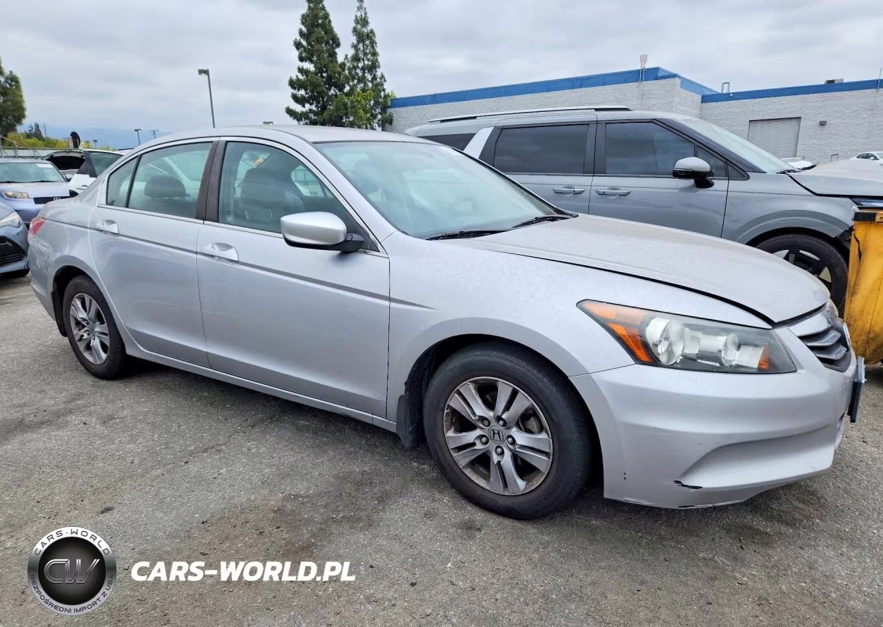 2011 Honda Accord Lxp VIN:1HGCP2F40BA005289 - 4