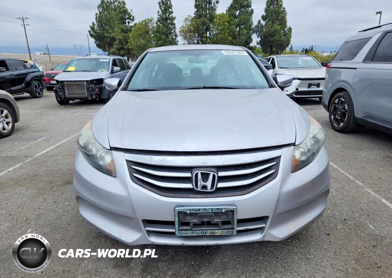 2011 Honda Accord Lxp VIN:1HGCP2F40BA005289 - 5