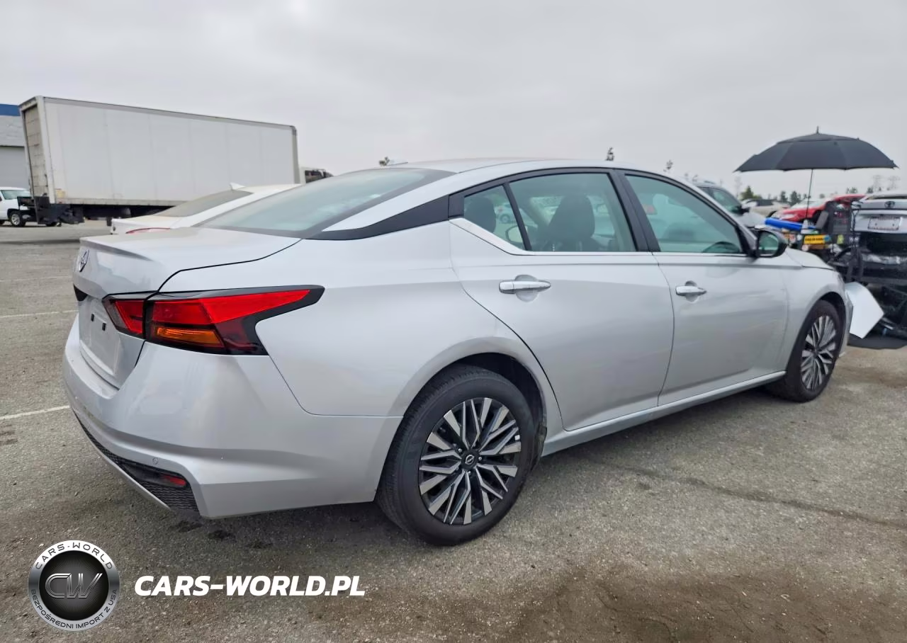 2025 Nissan Altima Sv Fwd VIN:1N4BL4DV1SN378322 - 3