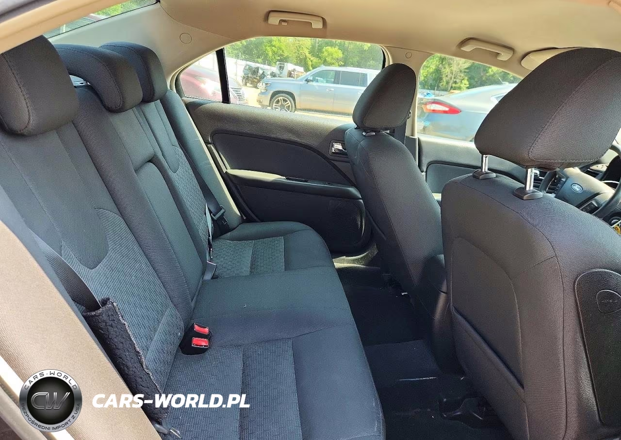 2010 Ford Fusion Se VIN:3FAHP0HA6AR380738 - 10