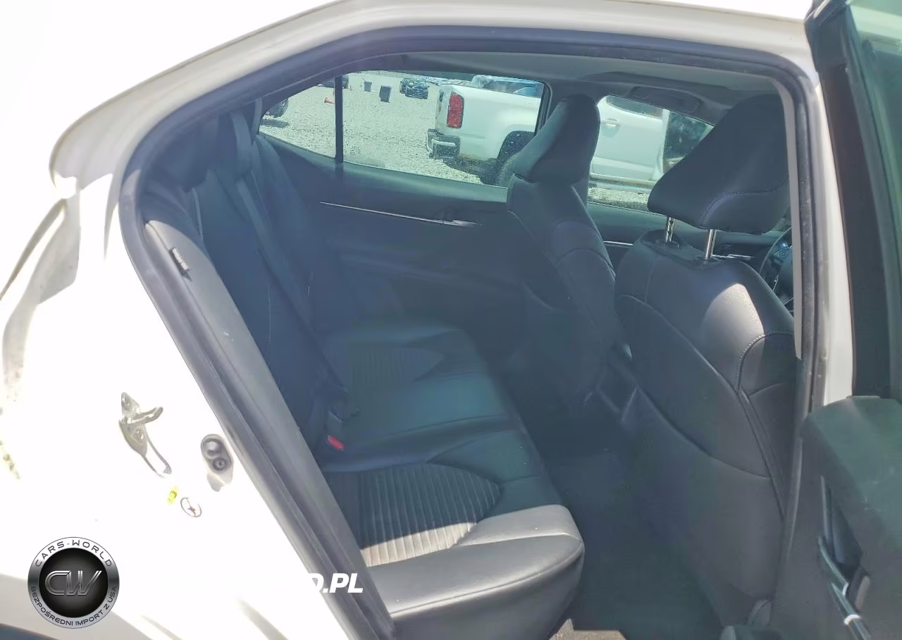 2018 Toyota Camry Se VIN:4T1B11HK0JU022524 - 10