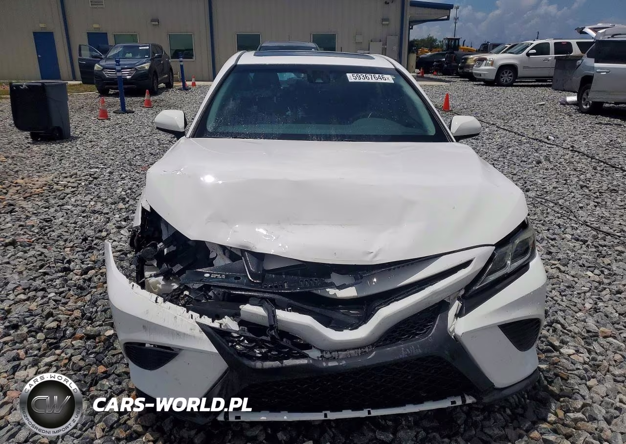 2018 Toyota Camry Se VIN:4T1B11HK0JU022524 - 5