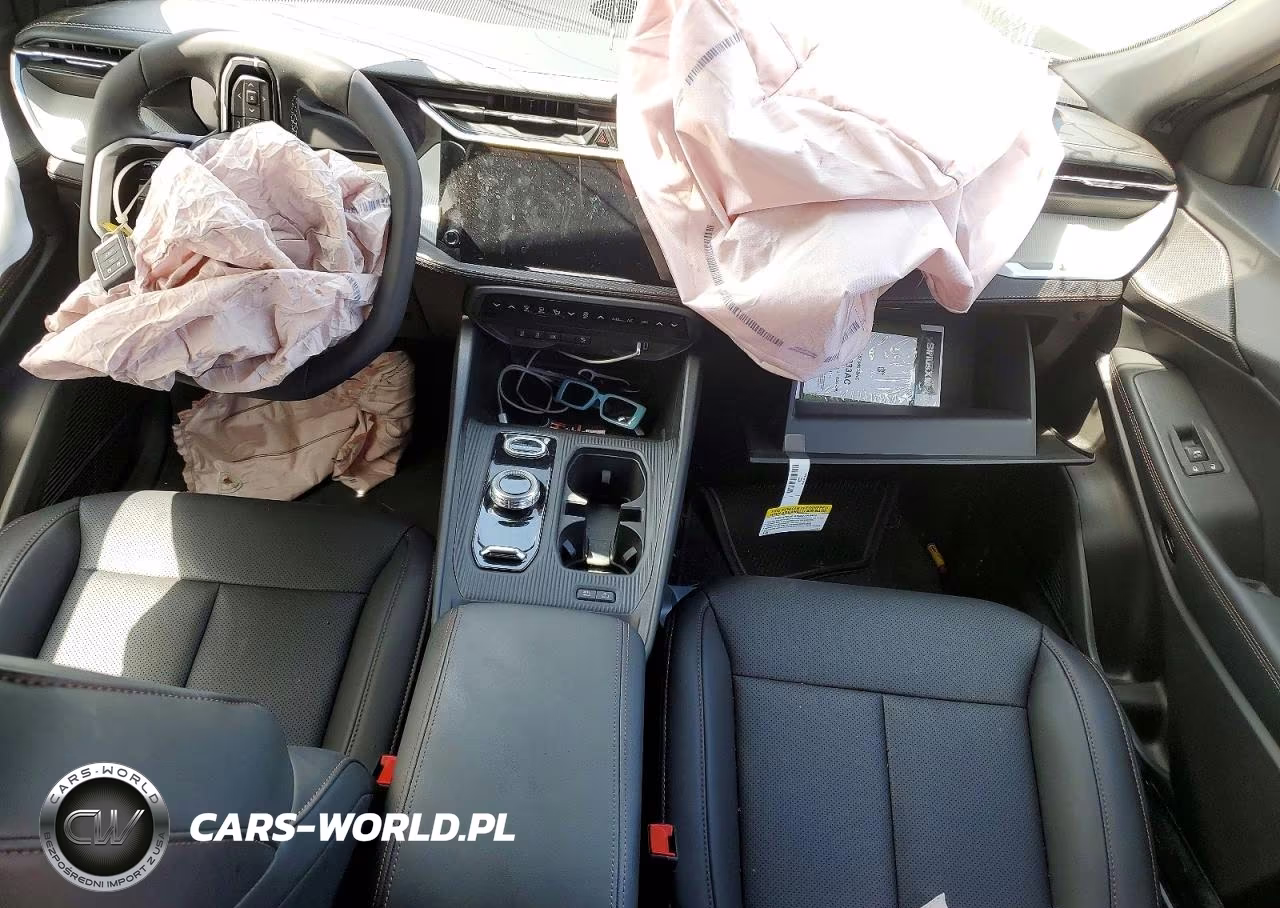 2026 Jeep Cherokee Laredo VIN:3C4PJMB20TT250251 - 8