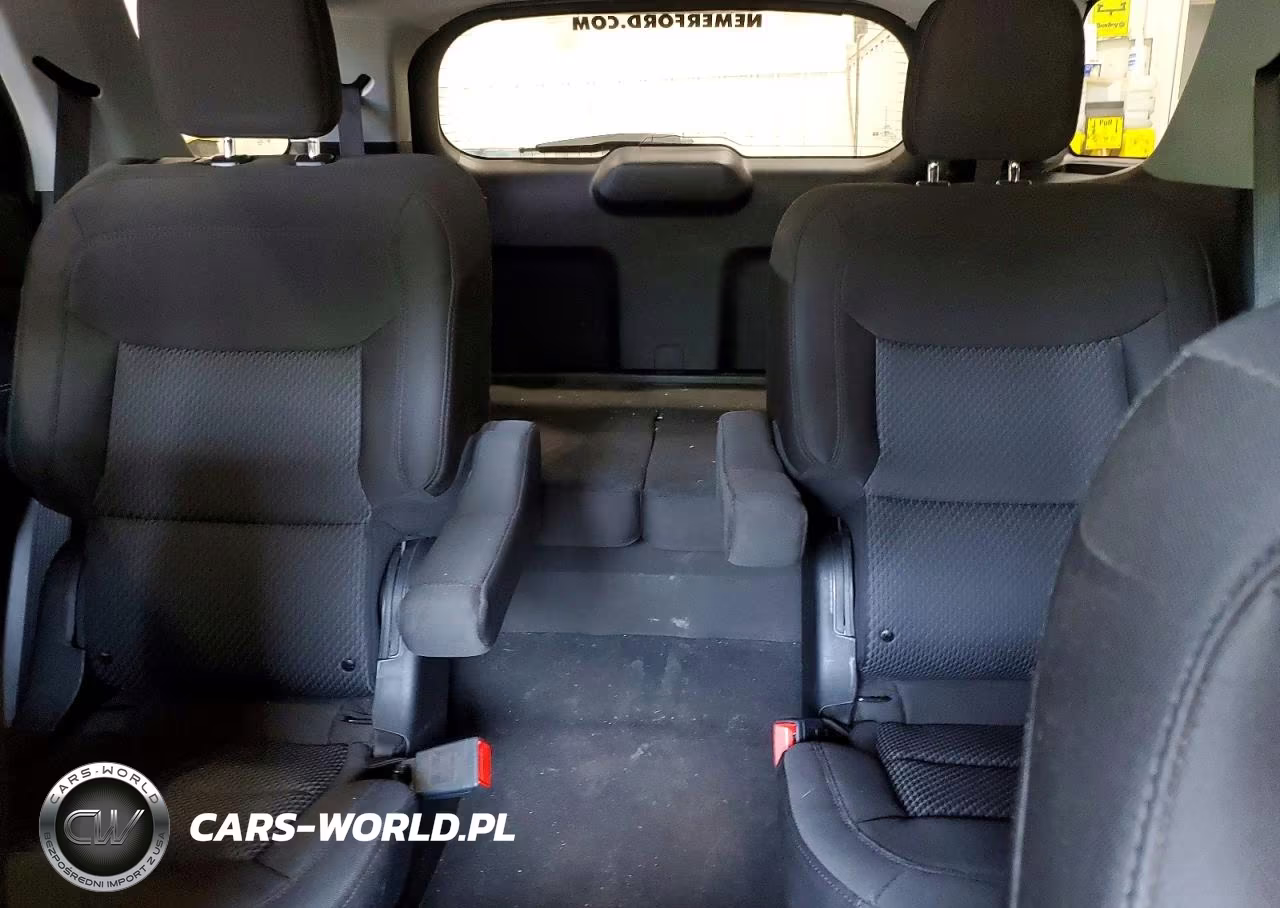 2022 Ford Explorer Xlt VIN:1FMSK8DH3NGB39180 - 10