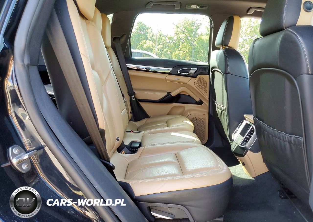 2016 Porsche Cayenne VIN:WP1AA2A23GLA04564 - 11