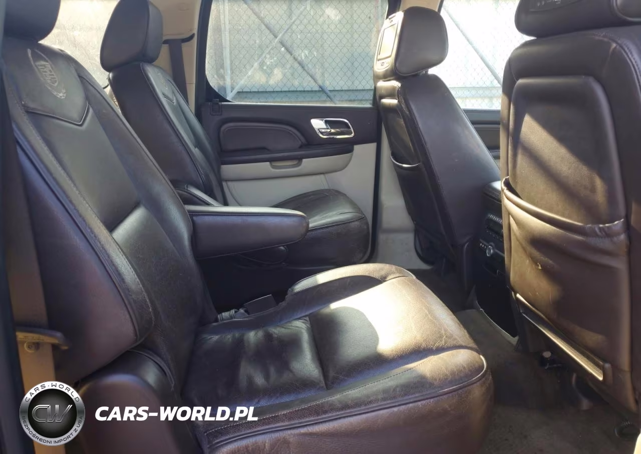 2011 Cadillac Escalade Esv Platinum VIN:1GYS4KEF4BR282190 - 11