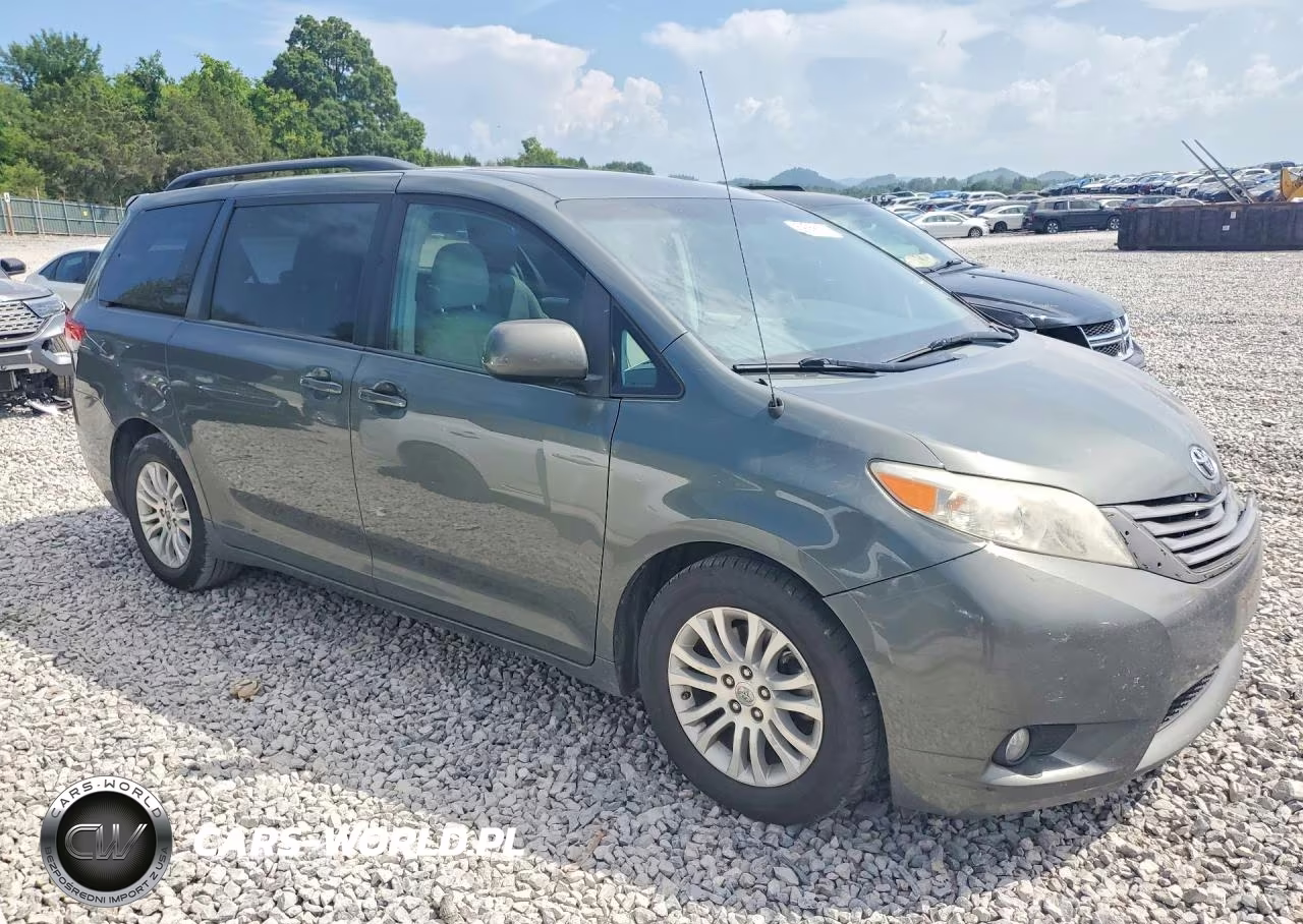 2014 Toyota Sienna Xle 8-Passenger VIN:5TDYK3DC5ES515681 - 4