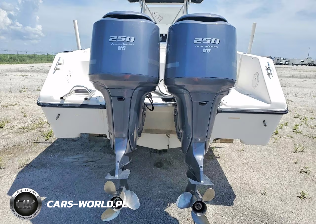 2006 Century Boat Open Fish VIN:CEB00360J697 - 7