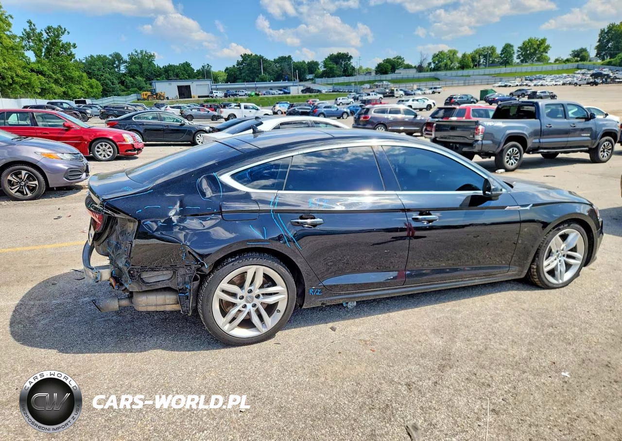 2019 Audi A5 Premium Plus VIN:WAUBNCF56KA044464 - 3