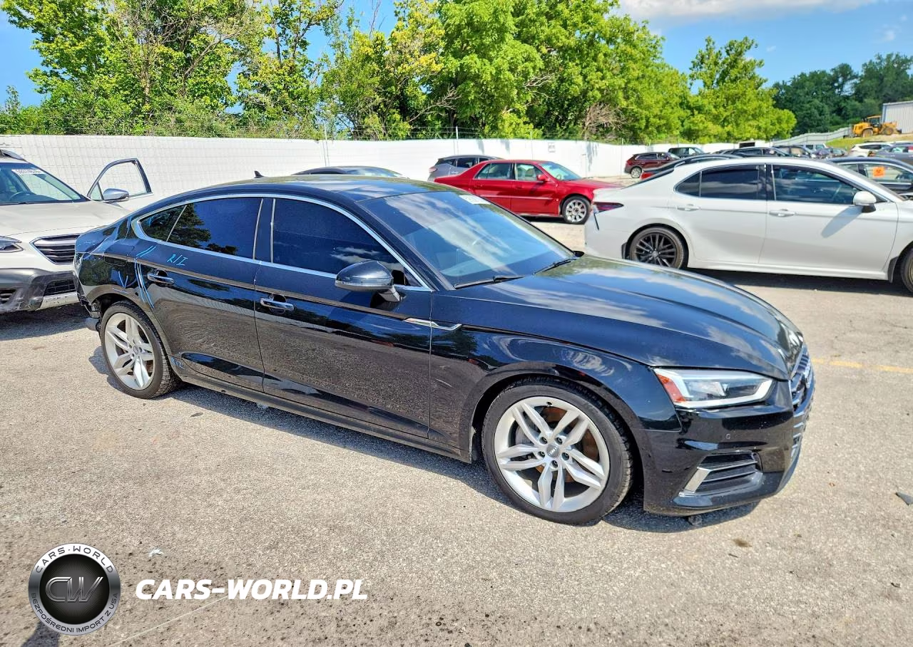 2019 Audi A5 Premium Plus VIN:WAUBNCF56KA044464 - 4