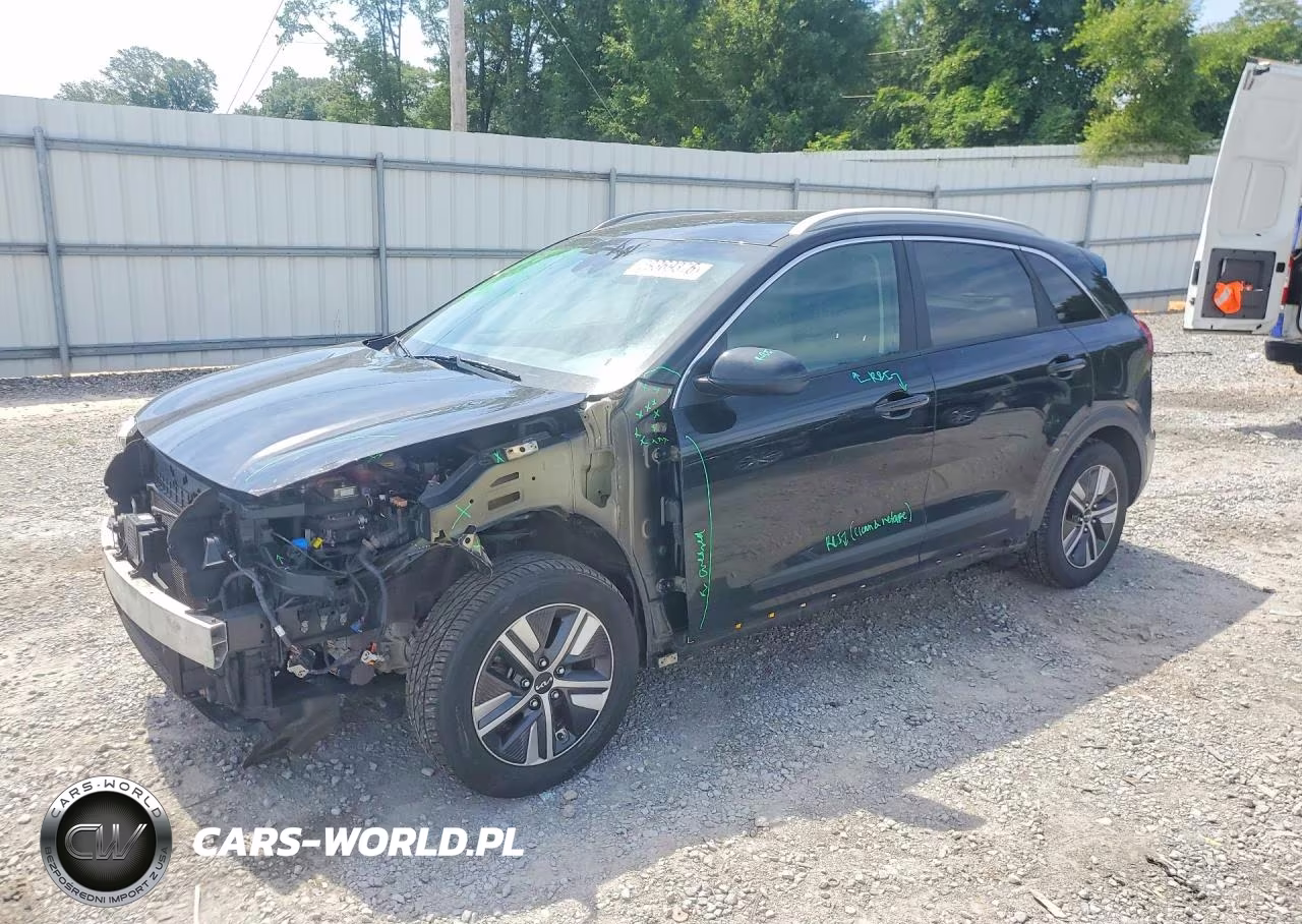 2022 Kia Niro Lxs