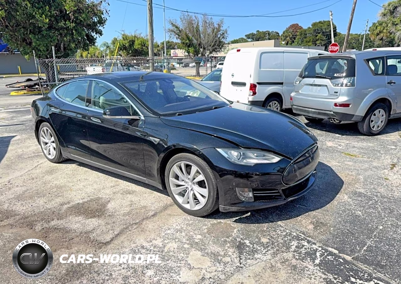 2014 Tesla Model S