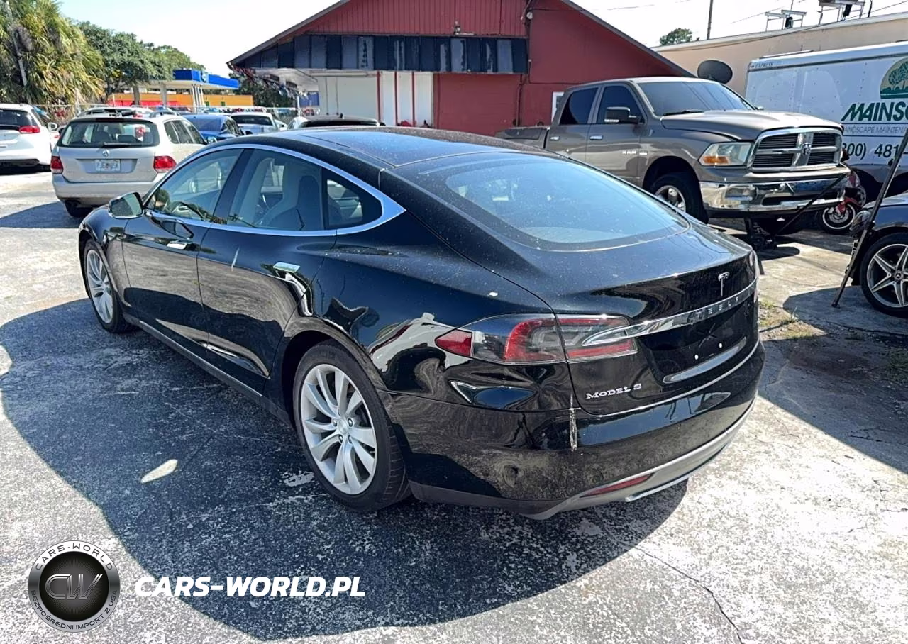 2014 Tesla Model S VIN:5YJSA1H1XEFP66125 - 3