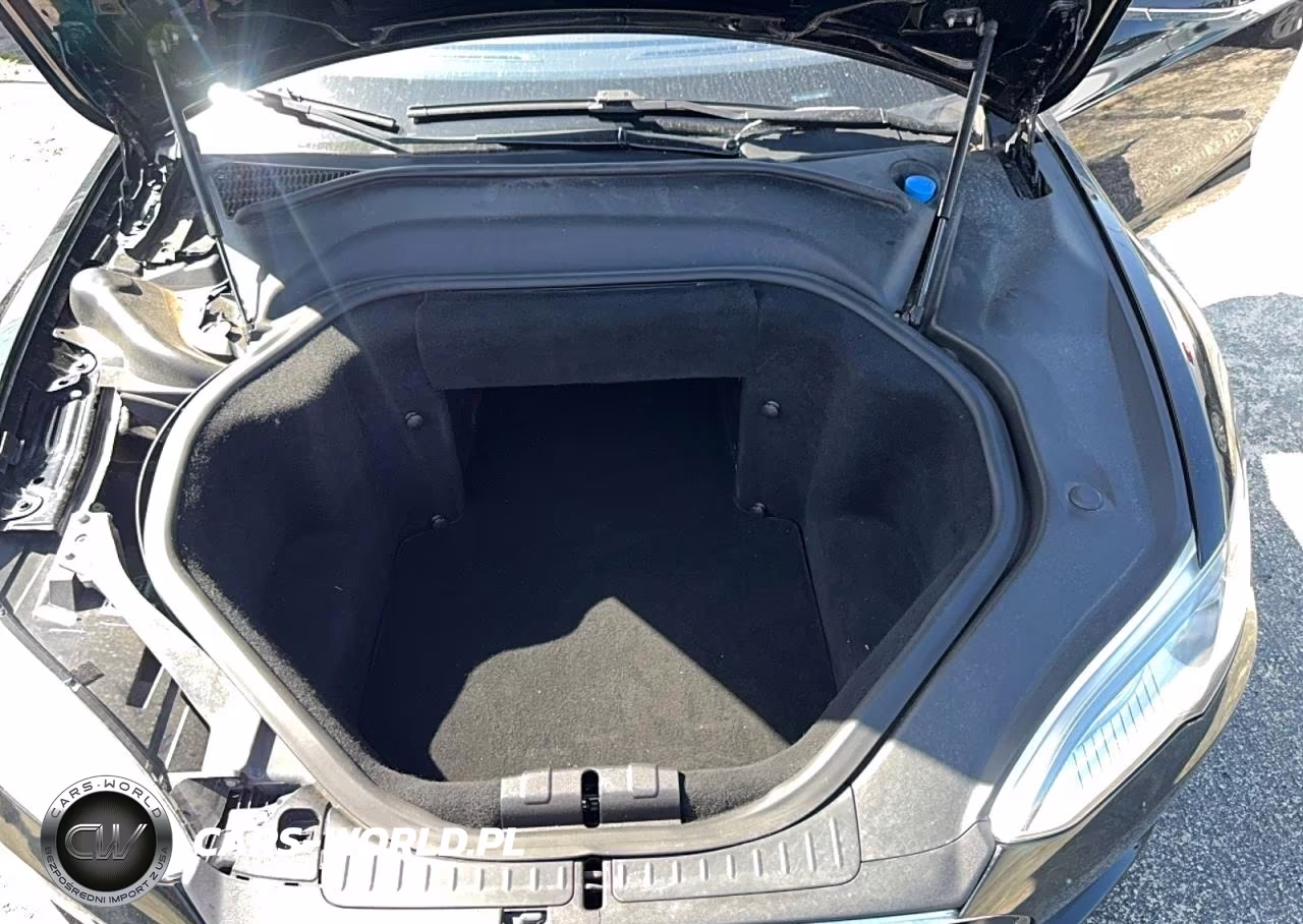 2014 Tesla Model S VIN:5YJSA1H1XEFP66125 - 7