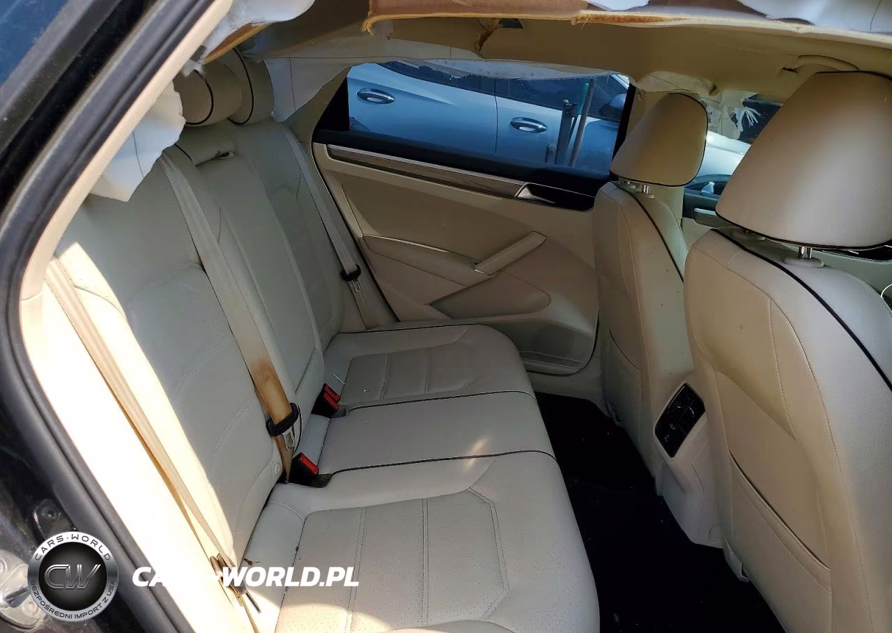 2018 Volkswagen Passat Se VIN:1VWBA7A36JC052415 - 10