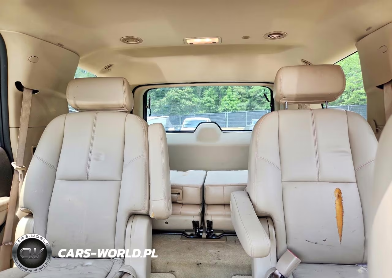 2007 GMC Yukon Denali VIN:1GKFK638X7J325420 - 10