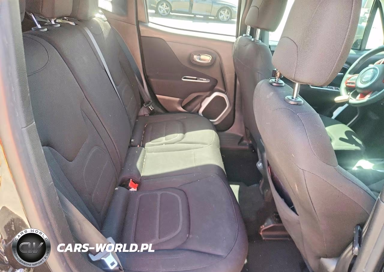 2018 Jeep Renegade Latitude VIN:ZACCJABB5JPJ34073 - 11