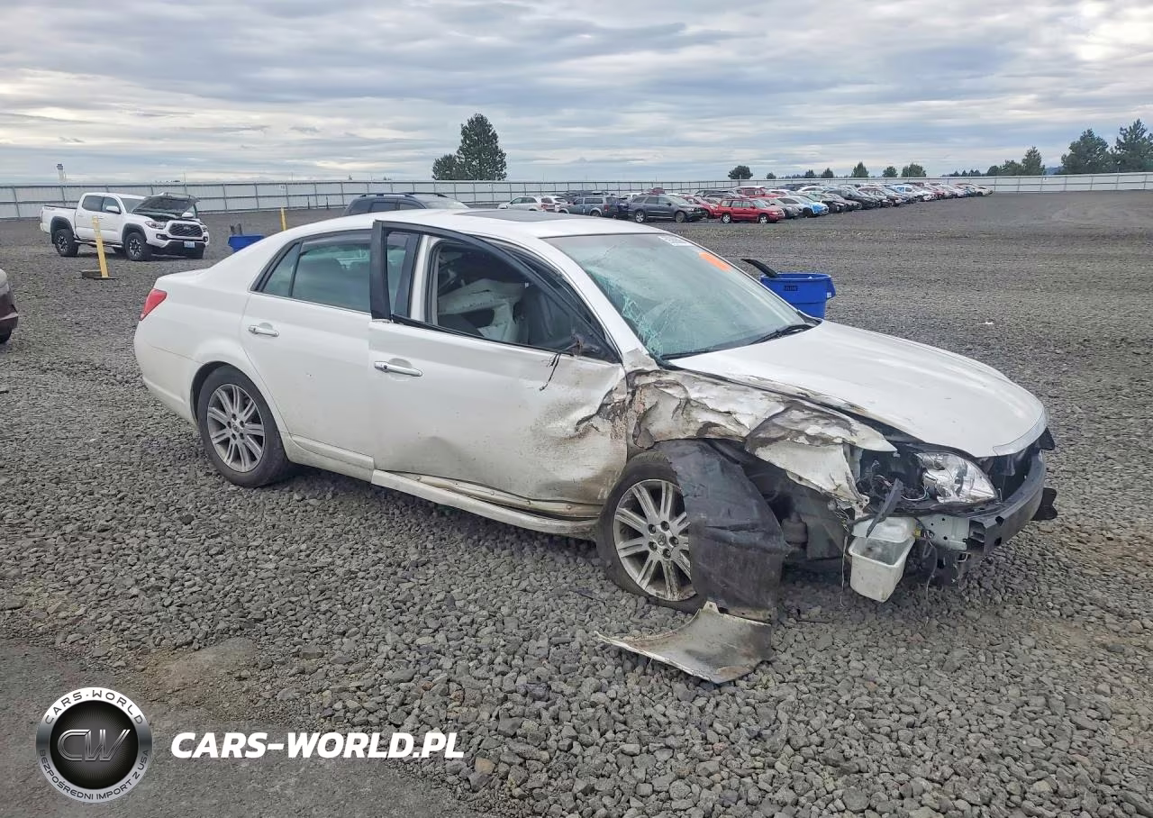 2010 Toyota Avalon Limited VIN:4T1BK3DB7AU360887 - 4