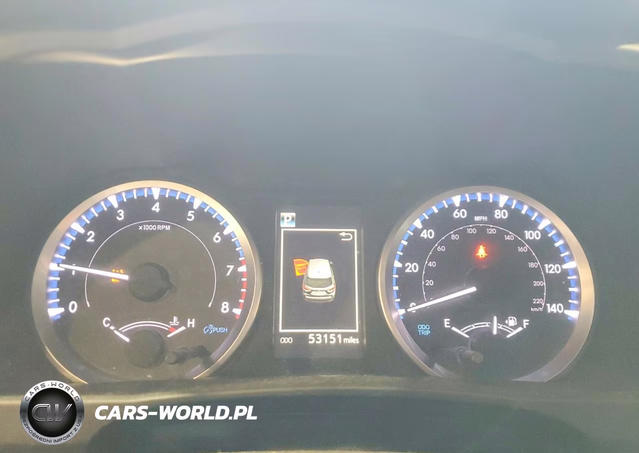 2019 Toyota Highlander Le VIN:5TDZZRFH0KS365633 - 9