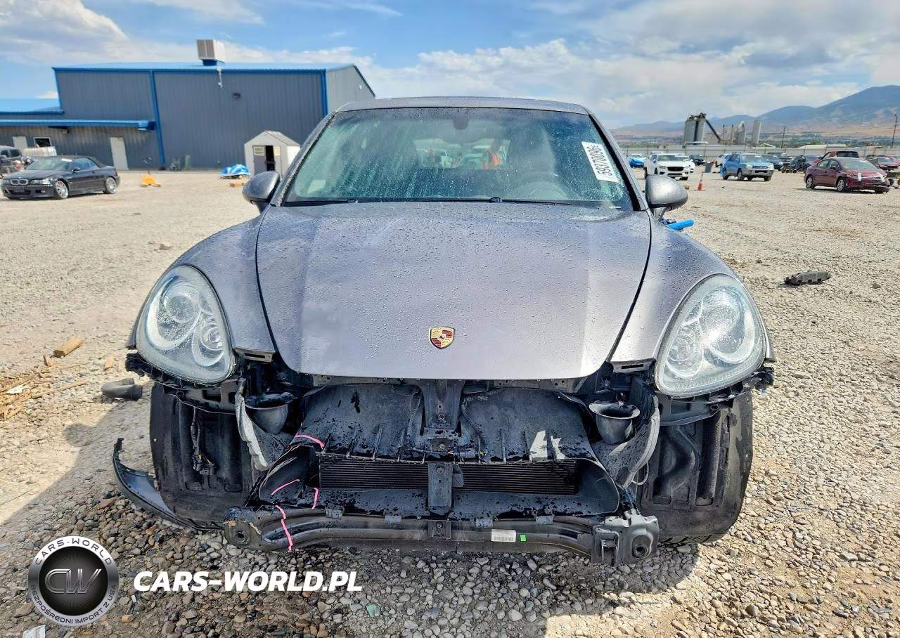 2011 Porsche Cayenne S VIN:WP1AB2A27BLA44815 - 5